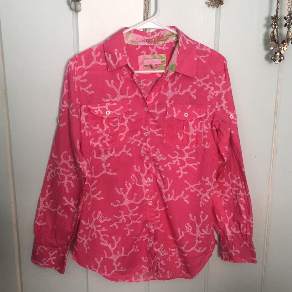 Lily Pulitzer resort fit shirt